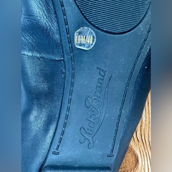 Women’s LUCKY BRAND Eleesia Black Leather Casual Slip On Flats Shoes Size 10M - Picture 9 of 10